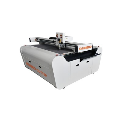 Mesin pemotong sampel bahan kasut